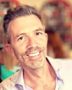 Dr Lucas Ford