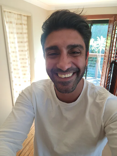 Dr. Sia Bandarian